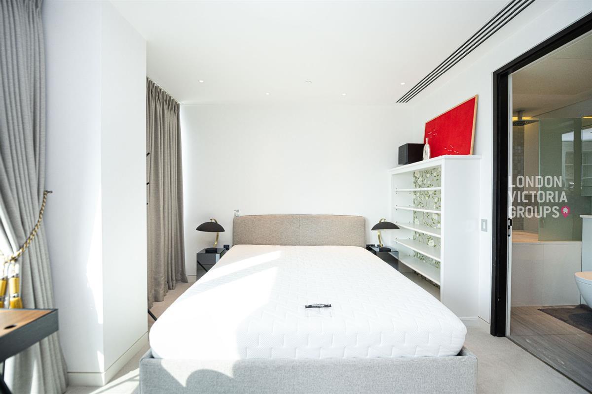5 Moor Lane, LONDON